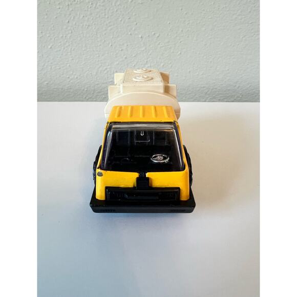 Vintage Tonka Yellow Gas/Water Tanker Truck Japan Diecast Vehicle - Picture 2 of 7